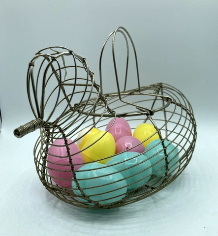 Vintage Primitive Wire Metal Chicken Egg Gathering Basket Farm House Plastic Egg Cover