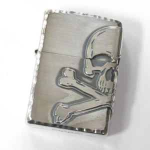 Zippo lighter: 3-sided skull/crossbones Brass silver oxidized finish - Picture 1 of 6