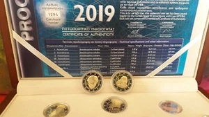 Griechenland, 2019, 2 Euro Münze, PP, Andronikos & Kalvos, im offiziellen Hol... - Bild 1 von 7