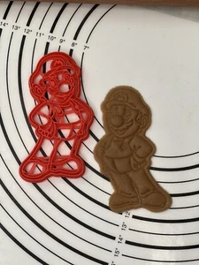 Mario Cookie Cutter & Mold Produced by 3D Kitchen Art - Picture 1 of 7