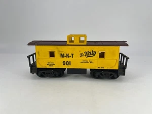 Kusan KMT #901 O Gauge M-K-T The Katy Yellow Caboose Fair Condition - Picture 1 of 6