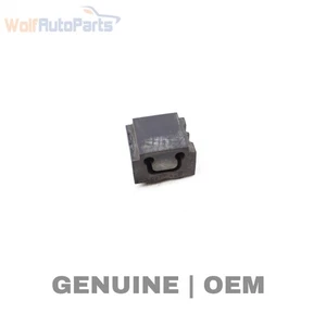 1996-2001 AUDI A4 AVANT B5 - Upper AC Condenser Rubber Mount 8D0260425 - Picture 1 of 5