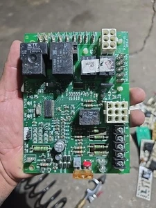 Placa de circuito de control de climatización ICM Goodman ICM2805A PCB1297-2B usada - Imagen 1 de 2