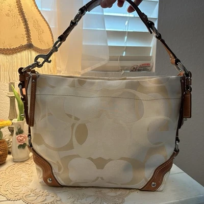 Coach Carly Optic 2008 monograma crema y bronceado hobo bolso de hombro monedero Foto 1 de 4