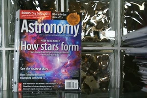 Astronomy Magazine - December 2010 - How Stars Form - - Imagen 1 de 1