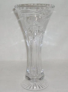 Jarrón de vidrio de colección diseño floral, base de pedestal, bonito anillo - Imagen 1 de 4