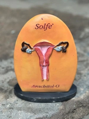 Figura vagina de madera hecha a mano original antigua fina tallada, rara de encontrar Foto 1 de 4