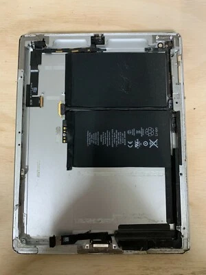 Carcasa trasera Apple iPad 2 A1395 con cubierta trasera de batería plateada OEM Foto 1 de 4