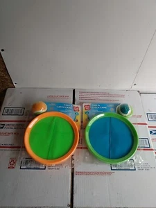2 Play Toss & Sticky Catch Game 2 Catch Discs and 2 Ball In Green & Orange - Picture 1 of 6