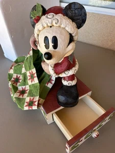 Disney Traditions Jim Shore Topolino Pacchetto di Allegria Vacanze Scatola Cassetto 13'' - Foto 1 di 17