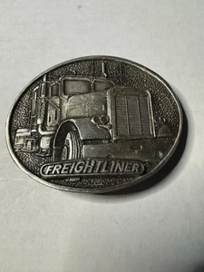 Máquina de transporte Freightliner 1978 semi grabada con hebilla de cinturón vintage Tonkin - Imagen 1 de 4