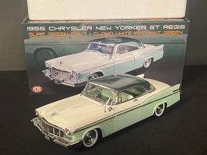 ACME 1956 Chrysler New Yorker St. Regis 1:18 - Surf Green Poly White Mint Green - Picture 1 of 9