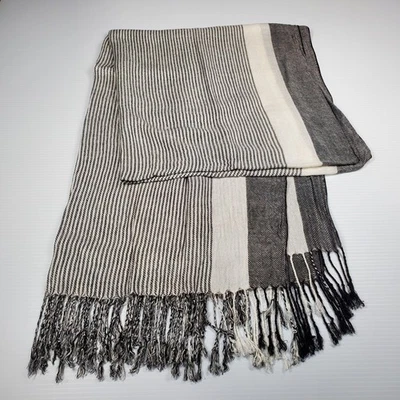 Rectangle Shaw Striped Two Tone Black and Gray Shades Scarf 74" x 28" - Изображение 1 из 3