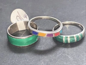 PLATA ESTERLINA 925 Lote Anillos A32 Talla 6 7 Navajo Turquesa Incrustación Malaquita Verde - Imagen 1 de 16