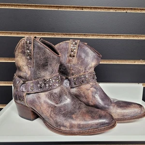 Frye Damengröße 8 Deborah Nieten Harness abgenutzt Leder zum Überziehen braun Stiefel - Bild 1 von 10