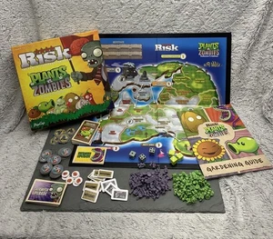 Risk Plants vs Zombies Collector's Edition COMPLETE Popcap 2013 War Strategy - Picture 1 of 11