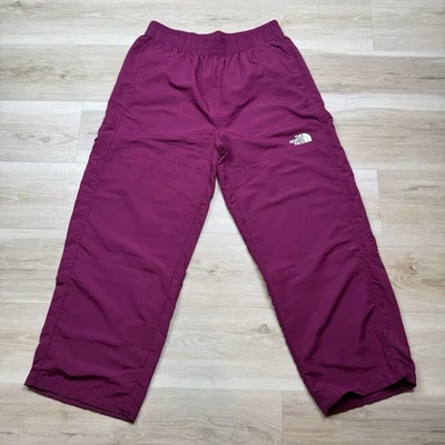 Pantalones cortavientos fáciles de nailon The North Face -Boysenberry - para mujer talla grande Foto 1 de 4