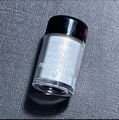 Wet n Wild Color Icon Loose Pigment #36285 Merry LIMITED EDITION - Image 1 of 4