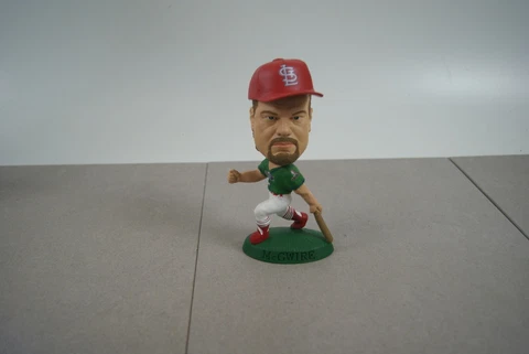 Mark McGwire Cardinals Headliners XL Action Figures Cover