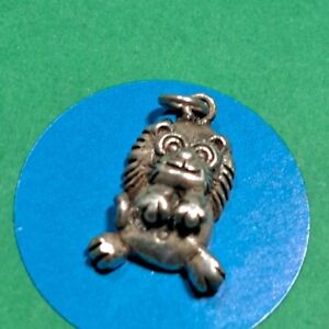 Sterling Silver Vintage Bracelet Charm  H96 Small Hedgehog