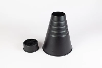 Bowens S-Fit  23cm Snoot  with Grid.  All Metal.  V.Good Cond. - Image 1 of 4