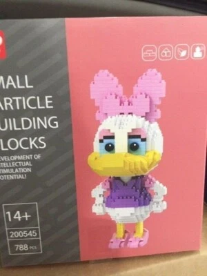 Daisy Duck 778pcs, 17.5cmm,  - Image 1 of 2