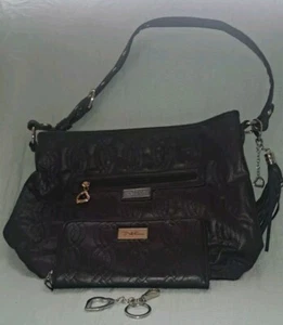 Bella Russo Tasche & Geldbörse schwarz geprägt Kunstleder Quaste Schlüsselanhänger Reißverschluss & Herzanhänger - Bild 1 von 7