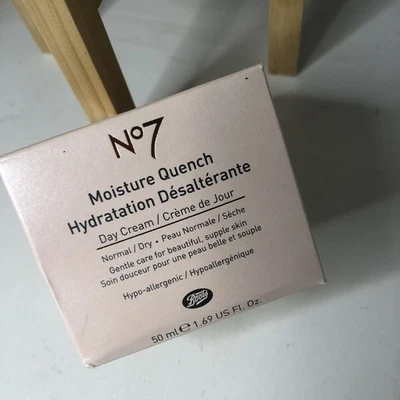 No7 Moisture Quench Hydration Desalterante Day Cream 1.69 Fl oz New Sealed! - Image 1 of 4