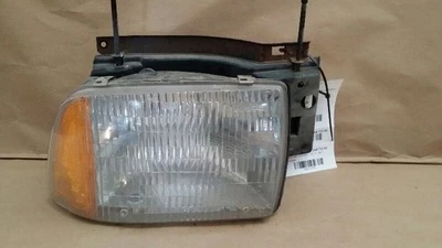 Passenger Headlight Chevrolet Composite Fits 95-97 BLAZER S10/JIMMY S15 172757 Foto 1 de 4
