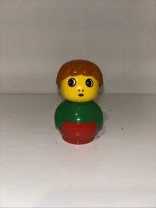 Lego Duplo Primo Figure Green Shirt Red Pants Vintage - Picture 1 of 8