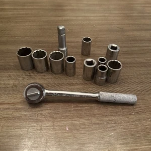 Vintage S-K, 3/8" Drive Ratchet 45170 & Lot of Misc Craftsman Vintage sockets - Foto 1 di 18