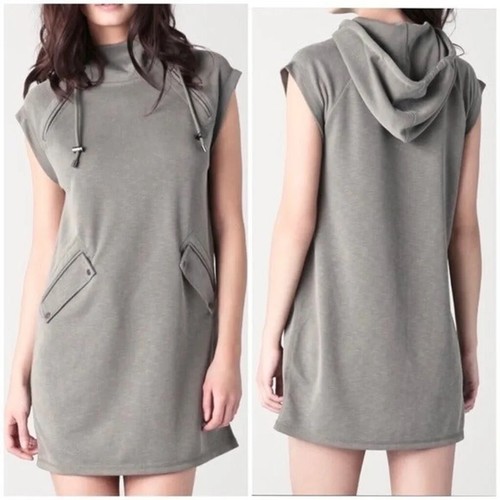 Felpa abito T di Alexander Wang verde oliva con cappuccio maniche corte taglia small