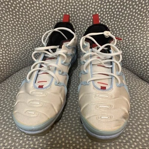 Nike AIR VAPORMAX PLUS Chicago CW6974-100 Men SZ 9.5 Psychic Blue Red white - Picture 1 of 7