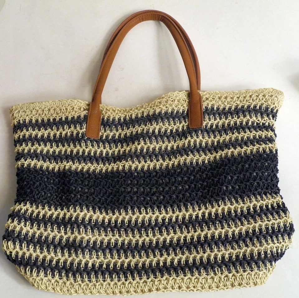 Bolso de Mano de Playa Merona Target Cuero Tejido de Papel Cartera Cierre de Cremallera Negro/Tostado Foto 1 de 1