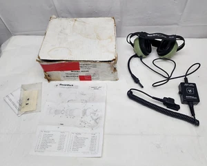 David Clark H6040 Headset With Boom Mounted M-77 Electret Microphone - Picture 1 of 12