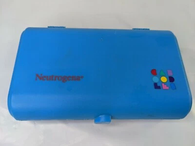 Caboodles 蓝色旅行箱镜面露得清 — 第 1/4 张图片