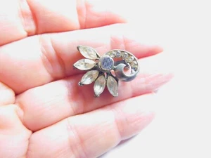 Klare Brosche Marquise Strass gelockt silberfarben Metall Blume Vintage - Bild 1 von 4