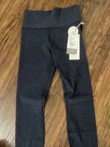 Vuori Woman's clean elevation legging short small midnight Heather NWT Save $ - Picture 1 of 7