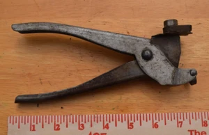 Vintage Owatonna Tool Co. CF-70 spark plug gauge, pliers like tool  Great design - Picture 1 of 6
