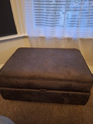 Olive Green Ottoman Velvet Pouffe - Image 1 of 4