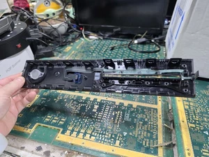 Microsoft Xbox One Glossy Front Panel NUR - Intakt - Viele kleine Kratzer & Flecken - Bild 1 von 17