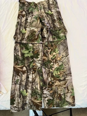 Ladies Game Winner Camouflage Pants With Convertible Zip Up Shorts Size Small - Image 1 of 4