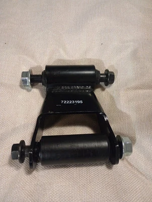 Rear Reaward Leaf Spring Shackle For GMC Sierra 2500HD 2007 2WD New OB ShipsFree Foto 1 de 2