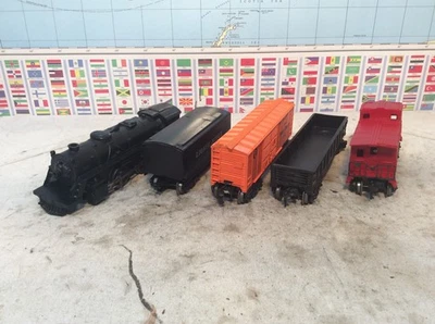 Lionel SETNo. 1119 /  Steam Engine 1110 SET. 3  freight cars  027 - Image 1 of 4