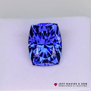 Precision Cut - 18.19ct LAB Royal Blue  Sapphire – Pulled Czochralski - Picture 1 of 2