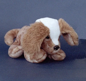Stuffed Animal Sewing Pattern to create a cuddly Puppy Dog Very Easy! New Uncut - Picture 1 of 2