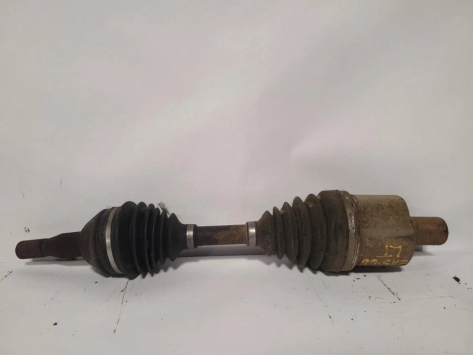 Eje de transmisión delantero usado se adapta a: Oldsmobile Aurora 1996 eje delantero de VIN 101 Foto 1 de 4