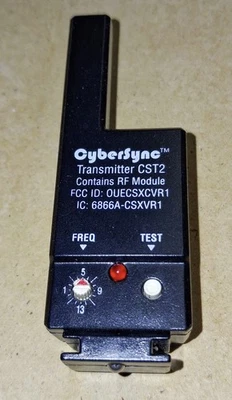 Transmisor Paul C Buff Cybersync CST2 probado. Foto 1 de 2