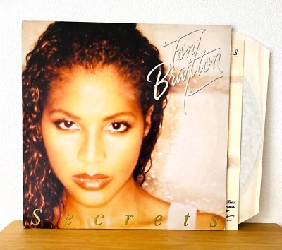 Toni Braxton / Secrets 1996 EU ORIGINAL 1LP Vinyl LaFace Records Album Babyface - Image 1 of 4
