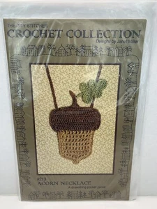 The City Stitcher Crochet Acorn Necklace Drawsting Pocket Purse Pattern - Picture 1 of 2